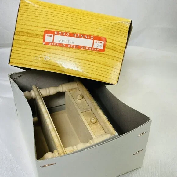 Bodo Hennig Dollhouse Waschtisch Wood Side Table With Drawers 230 Germany In Box - Picture 10 of 10